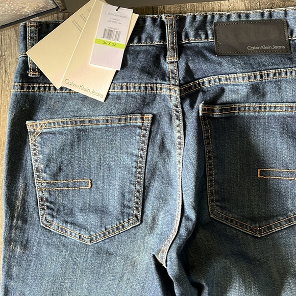 Calvin Klein men’s dark blue jeans, straight cut W30xL32 - Picture 10 of 13